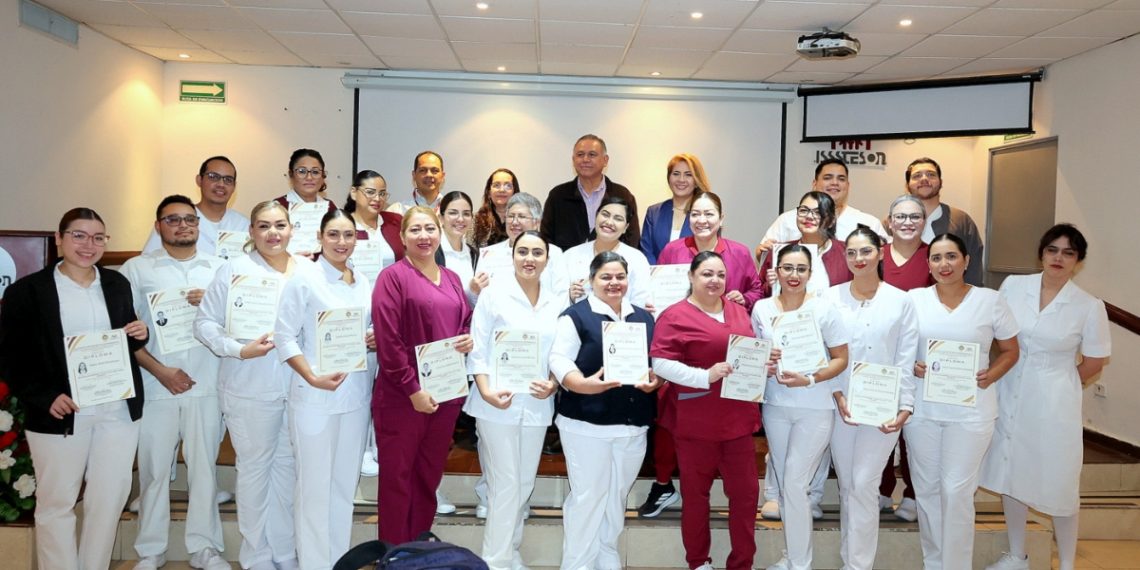 Culmina personal de enfermería de Isssteson diplomado en “Accesos vasculares y terapia de infusión”