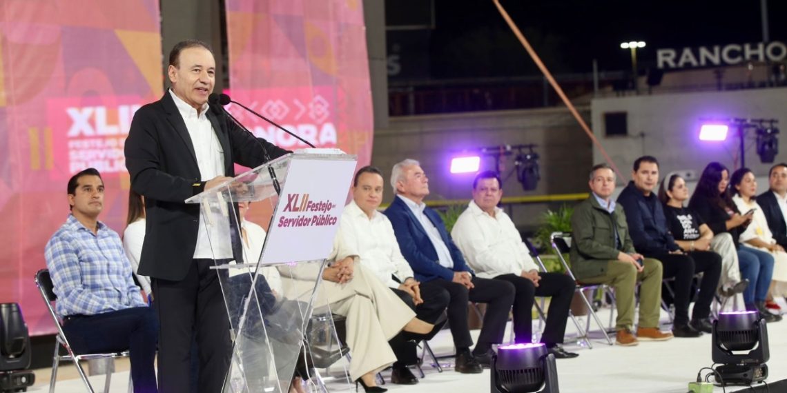 Gobernador Durazo impulsa el servicio profesional de carrera