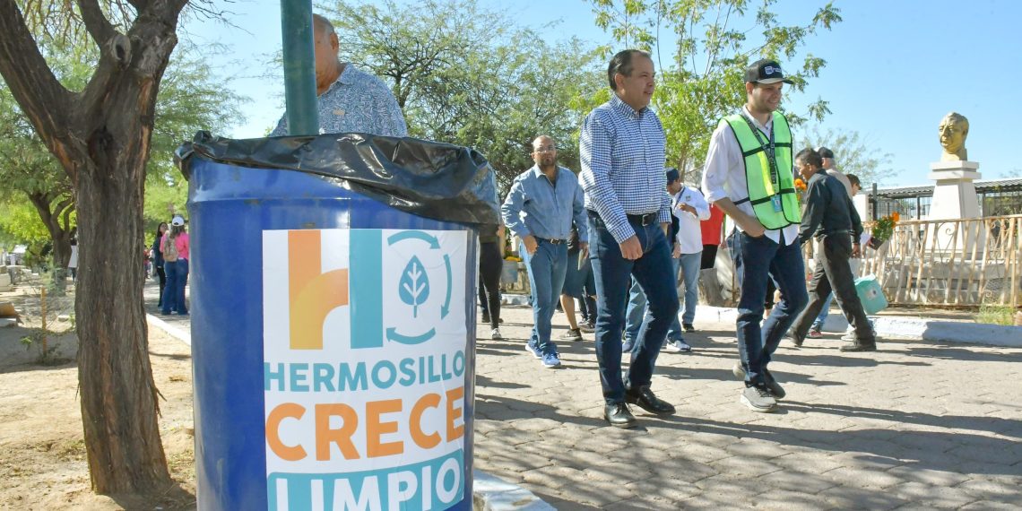Supervisa Toño Astiazarán operativo de apoyo y seguridad a familias en panteones