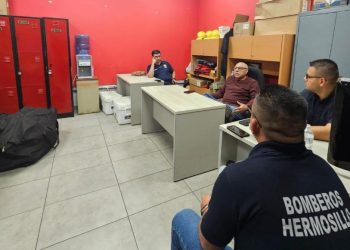 Reciben Bomberos de Hermosillo capacitación internacional sobre incendios en edificios altos