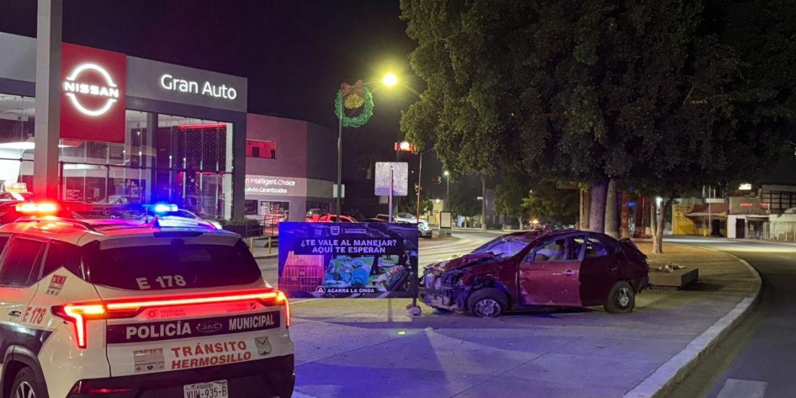 Difunden mensajes de prevención de campaña “AgarraLaOnda” en cruceros de Hermosillo
