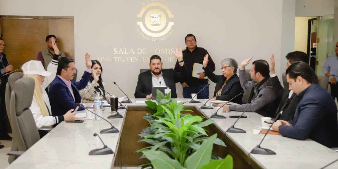 Avalan en Comisión de Gobernación iniciativas del Ejecutivo estatal