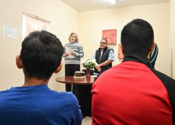 Brinda DIF Cajeme el mejor regalo de Navidad para Jorge: una familia que lo ama