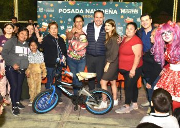 Anuncia Toño Astiazarán rehabilitación de parque en la Café Combate