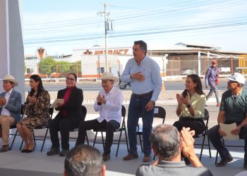 Entrega Gobernador Alfonso Durazo a presidente Javier Lamarque 11 vialidades rehabilitadas para Cajeme