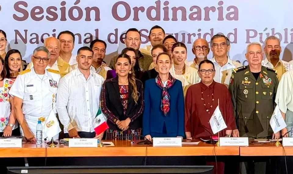 Lee Sheinbaum la cartilla a gobernadores