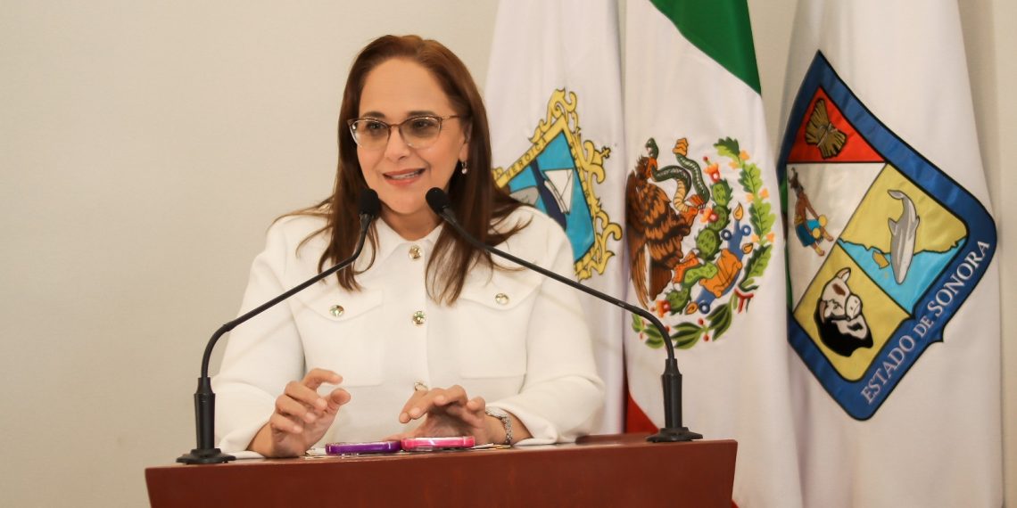 Presenta Ayuntamiento de Guaymas a las y los candidatos a reina y rey del Carnaval Guaymas 2025 “La fiesta es nuestra”