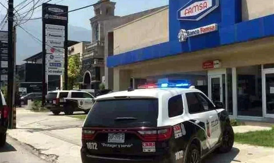 Vinculan a proceso a directivos y consejeros de Famsa