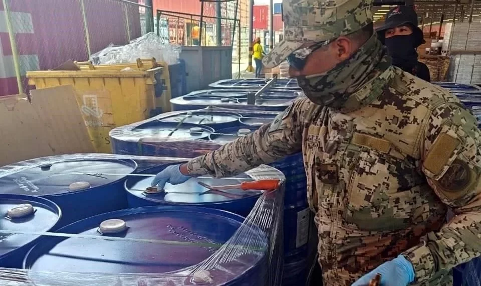 Incautan 25 mil kilos de precursores en Manzanillo