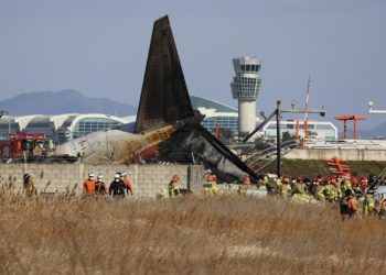 Accidente aéreo en Corea del Sur deja 179 muertos