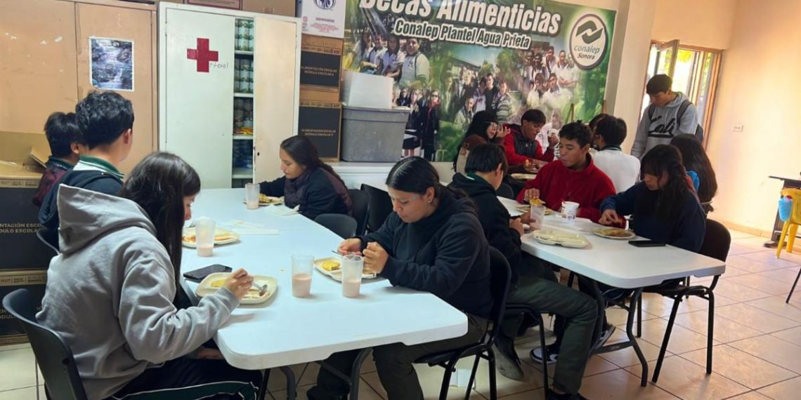 Comedor de Conalep Sonora cumple 15 años de brindar alimento a estudiantes de escasos recursos