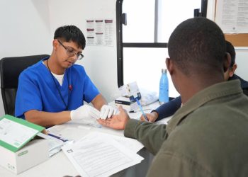 Acerca Gobierno de Sonora servicios de salud a personas migrantes