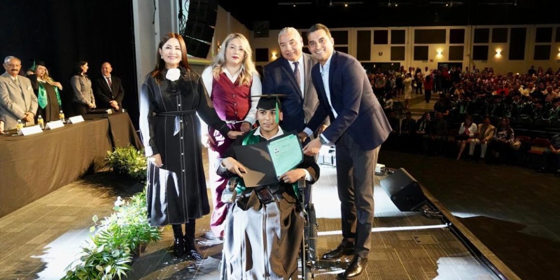 Contribuyen universidades tecnológicas al fortalecimiento profesional de Sonora: SEC