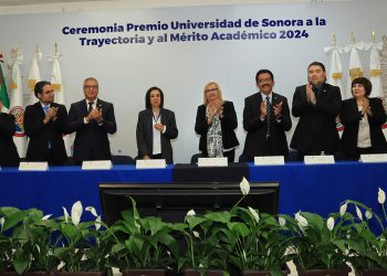 Entregan Premio Universidad de Sonora a la Trayectoria y al Mérito Académico 2024