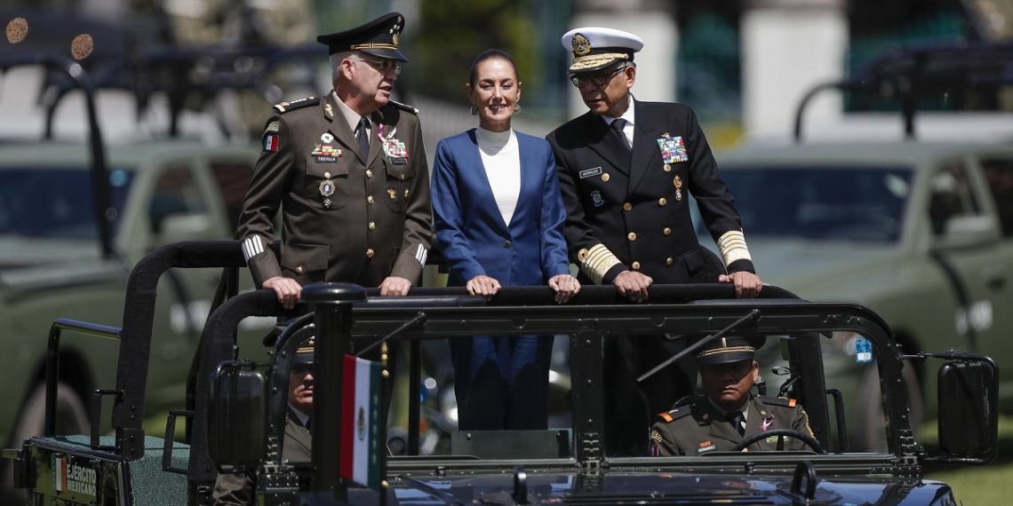 Casi la mitad del país tiene a militares y marinos al frente de su seguridad