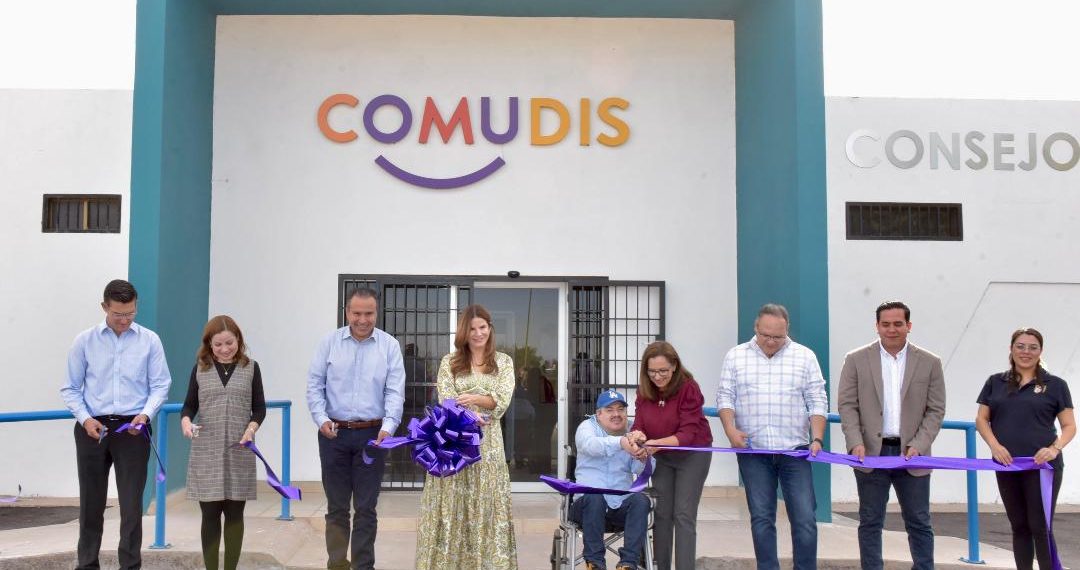 Inauguran Antonio Astiazarán y Patty Ruibal remodelación de instalaciones de COMUDIS