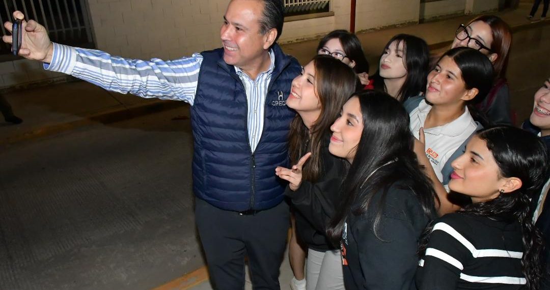 Impulsa Toño Astiazarán participación de jóvenes en programas de gobierno