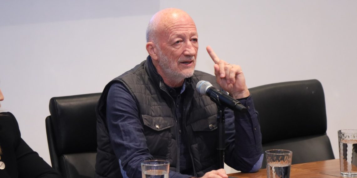 Realiza diputada Marcela “Maval” Valenzuela la conferencia “La paz y nuestra salud”.