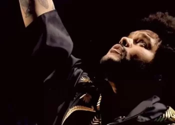 The Weeknd retrasa lanzamiento de su álbum por los incendios en California