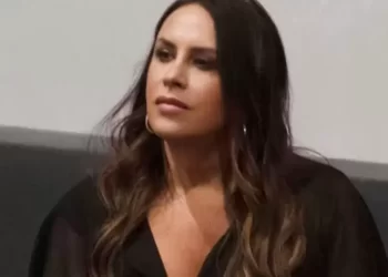 Karla Sofía Gascón dice no representar a la comunidad LGBT