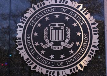 El FBI halla 150 bombas caseras en una casa en Virginia