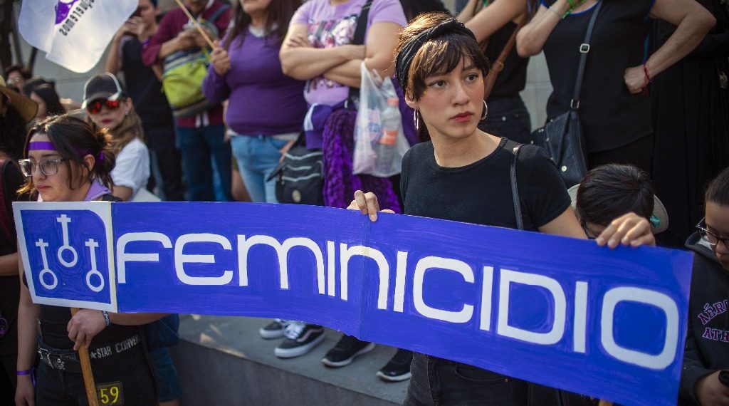 Impacta aumento de feminicidios en 16 entidades