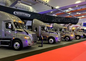 Logra récord la venta de camiones