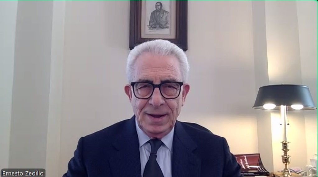 Manda un ‘caudillo oculto’ en Palacio, afirma Zedillo