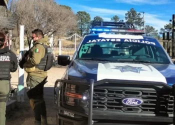 Emboscan a familia estadounidense en Durango; mueren tres adultos y un menor se encuentra grave