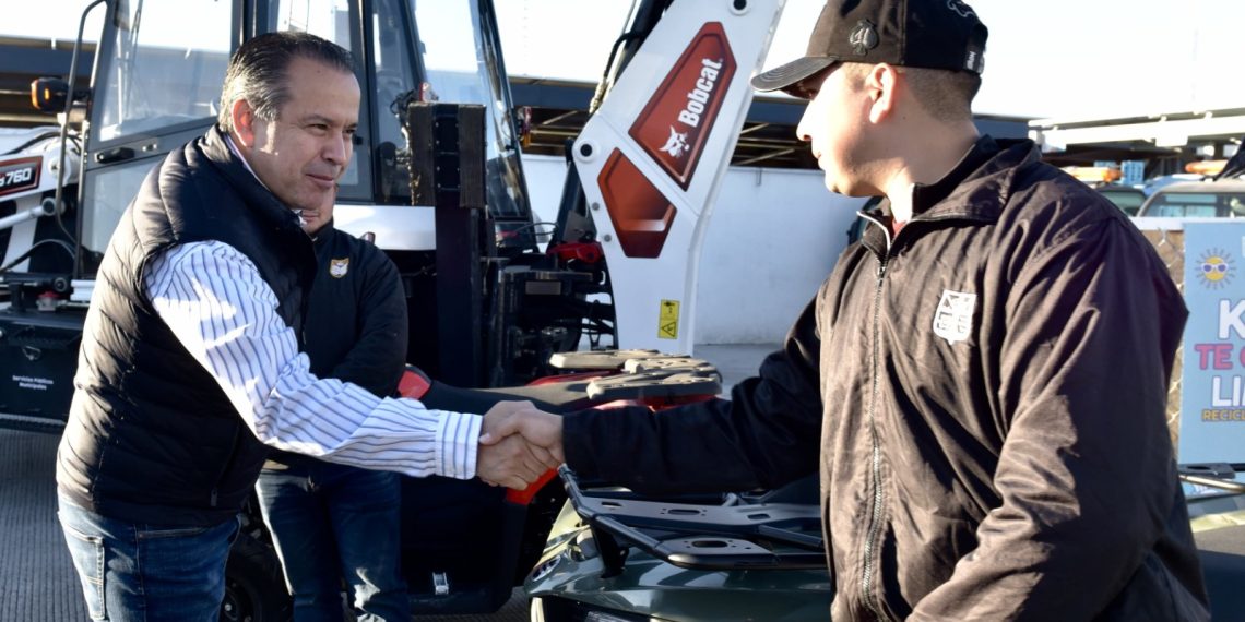 Mejora Toño Astiazarán equipamiento de Bahía Kino en beneficio de visitantes