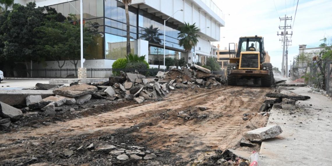 Reanuda Gobierno de Sonora trabajos de modernización en calles del centro histórico y cívico de Hermosillo