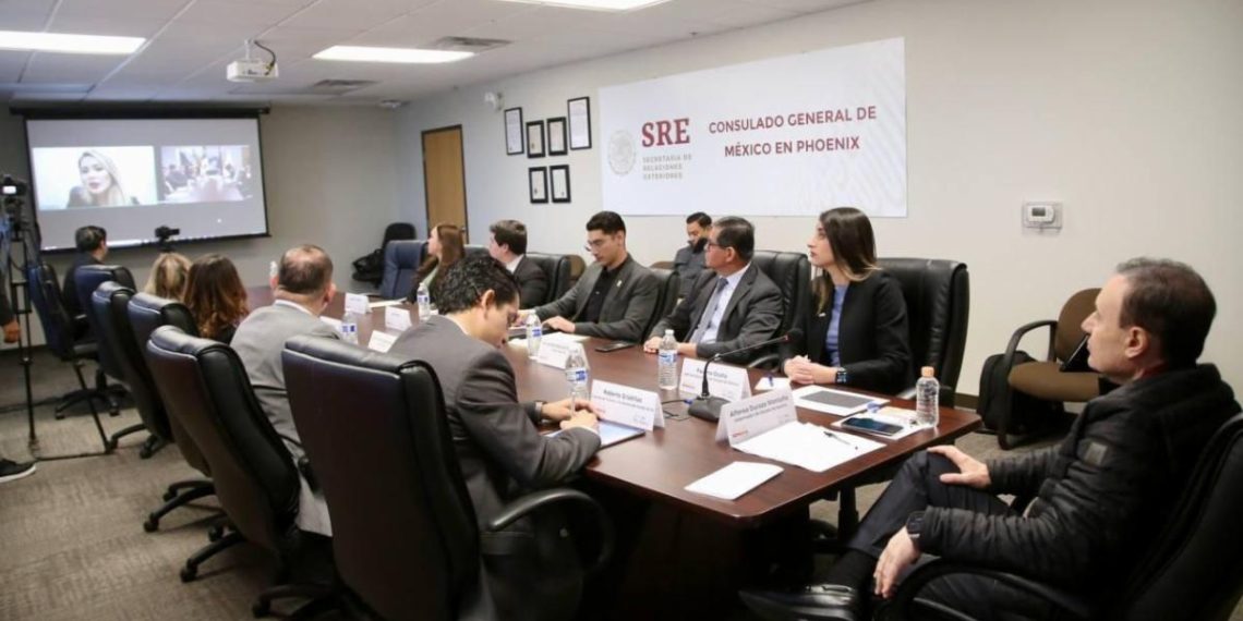 Lleva Gobernador Durazo jornadas de servicios del Registro Civil a sonorenses en Phoenix, Arizona