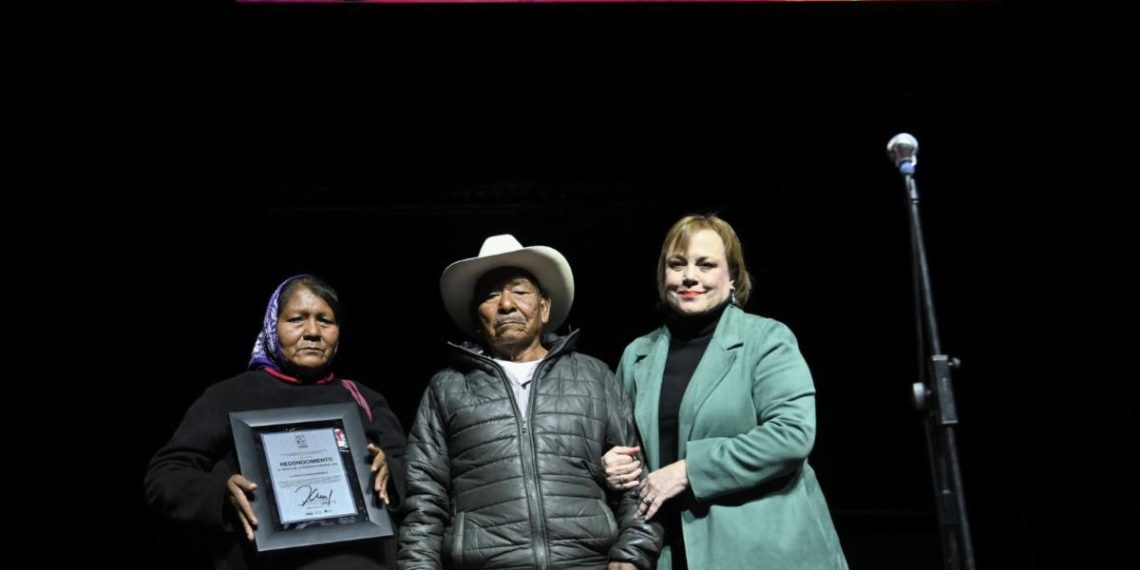 Gobierno de Sonora reconoce a Antonio Grijalva en FAOT 2025 por su enseñanza musical en la comunidad guarijío