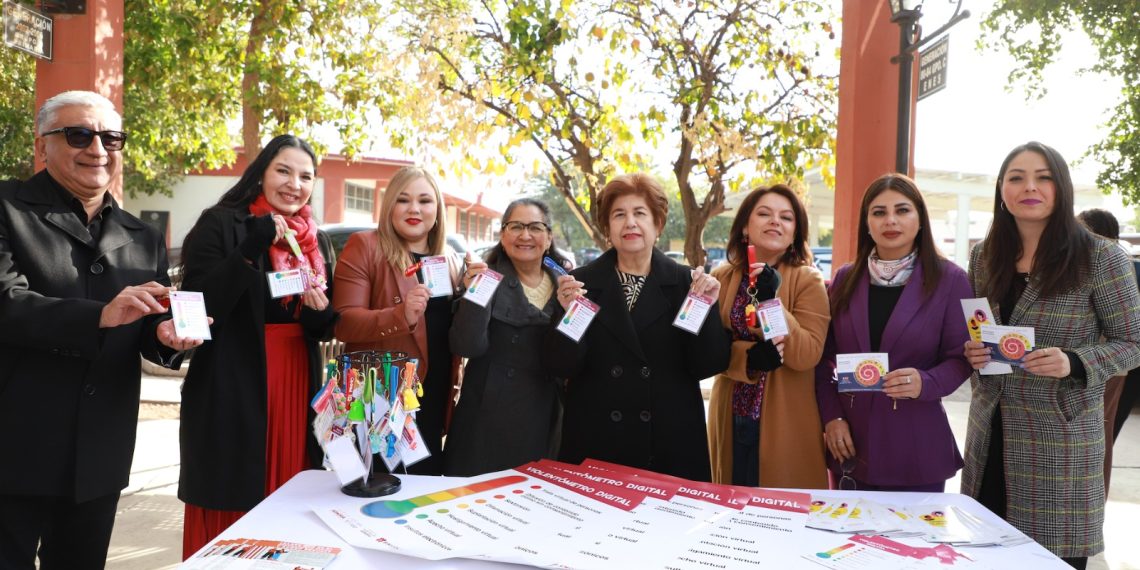 Estudiantes normalistas colaboran en traducción de Violentómetro Digital al inglés