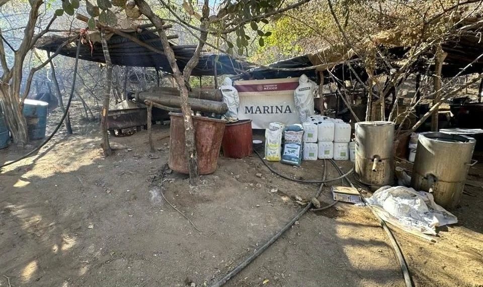 Aseguran narcolaboratorio en Álamos, al sur de Sonora