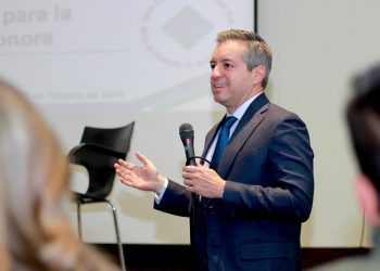 Llama Omar Del Valle Colosio a impulsar la transición hídrica en Sonora