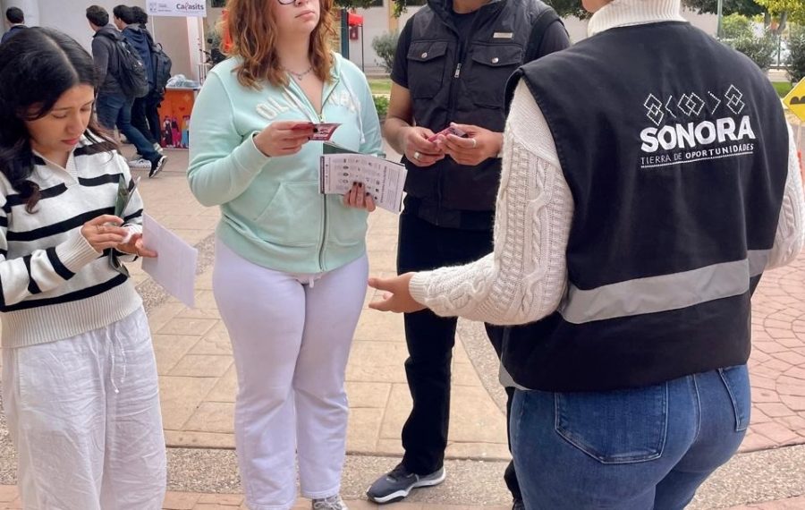 Orienta SSP sobre prevención de violencia familiar y de género a alumnos de Unison