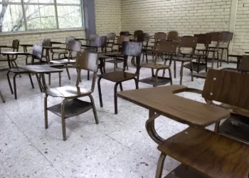 Sin clases más de 2 mil escuelas en Sinaloa