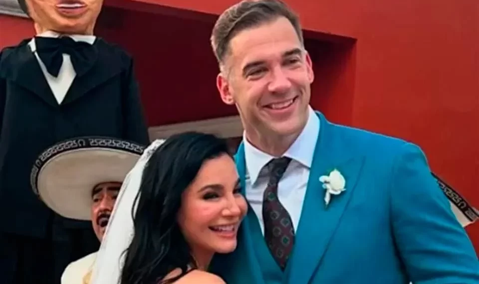 Se casa Martha Higareda con Lewis Howes