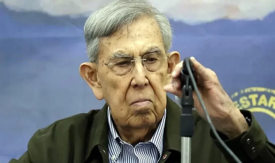 Votaré por jueces si logro entender boleta, dice Cárdenas