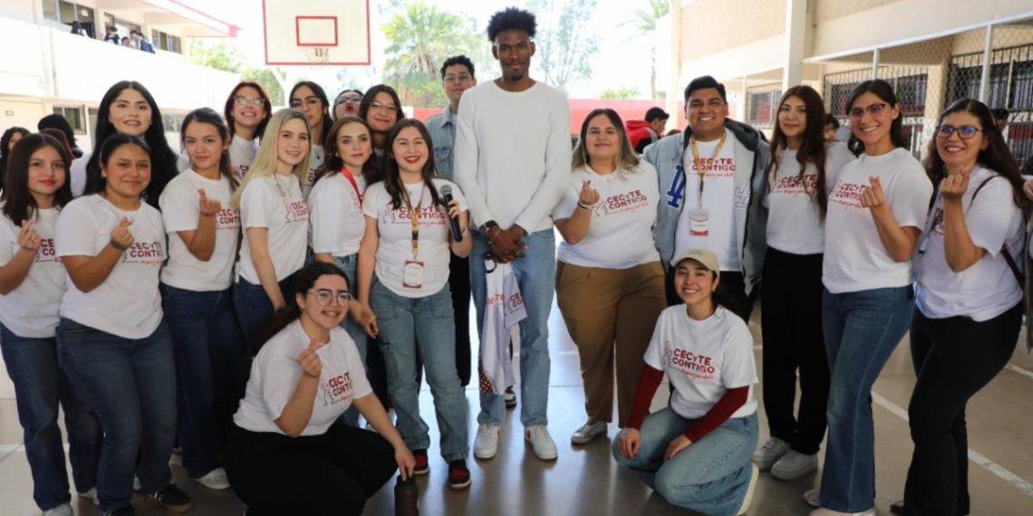 Se suma atleta olímpico al programa CecyteContiGo