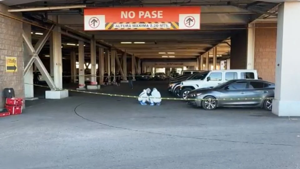 Intento de asalto en céntrico centro comercial y a plena luz del día deja un herido