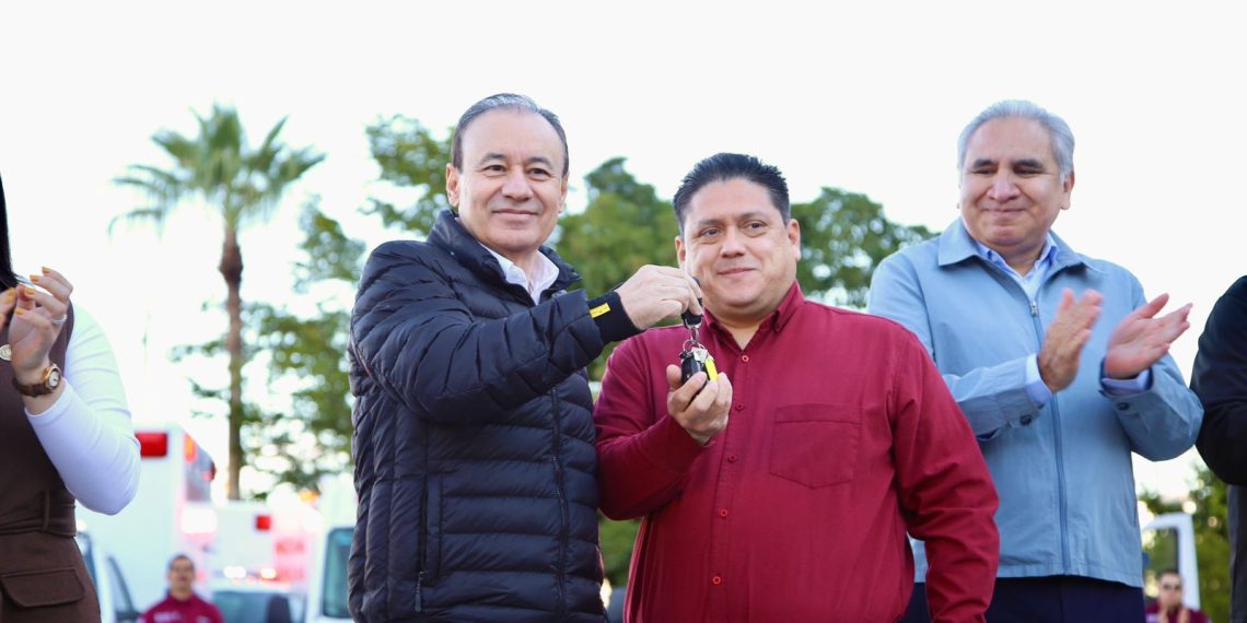 Agradecen gestión de Gobernador Durazo para entrega de ambulancias a Centro Regulador de Urgencias Médicas