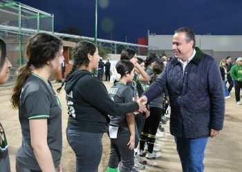 Supervisa Toño Astiazarán mejoras en el estadio de Softball Carlos Rendón