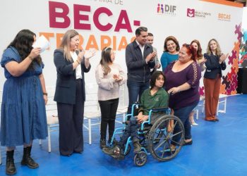 Beneficia Gobernador Durazo a personas con discapacidad intelectual a través de becaterapias: Froylán Gámez