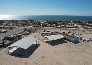Construye Gobernador Durazo complejo educativo en Puerto Libertad a través del Plan Sonora para estudiantes de nivel básico