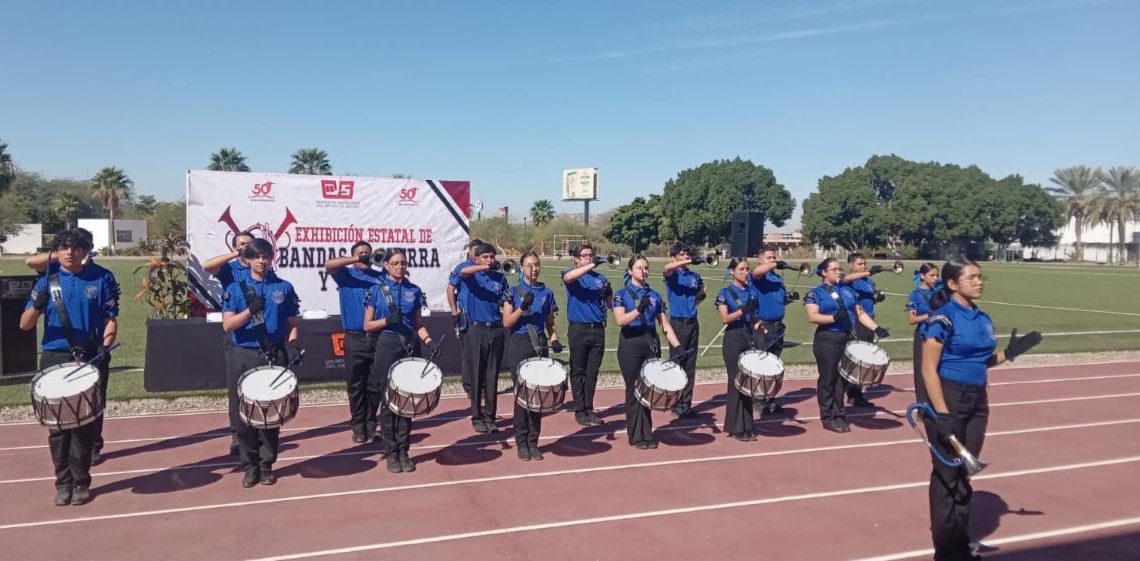 Realiza Cobach Sonora gran exhibición de Escoltas y Bandas de Guerra