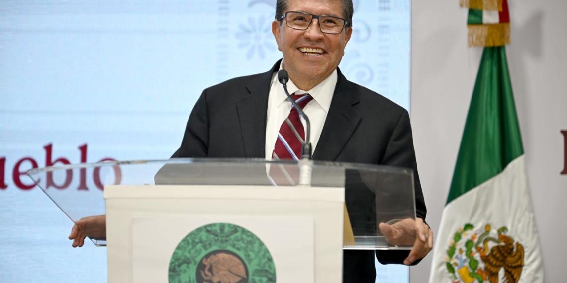 Recibe la Cámara de Diputados iniciativas presidenciales en materia de adquisiciones y obras públicas