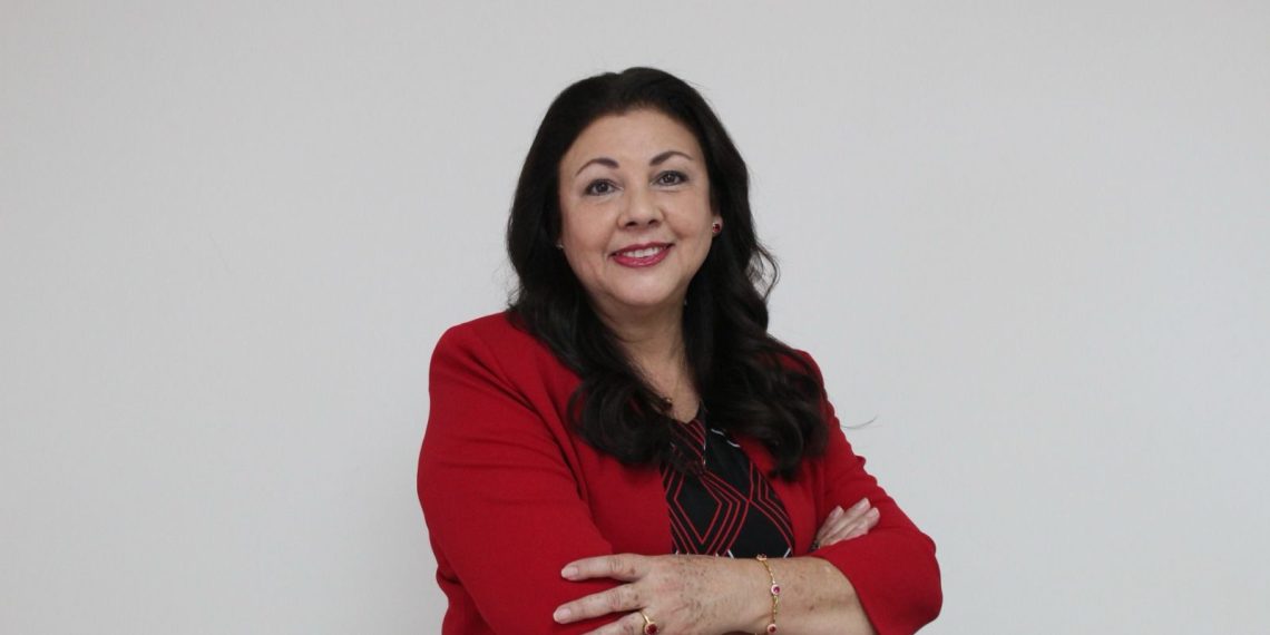 Es Elizabeth Araux Sánchez referente femenino en la minería