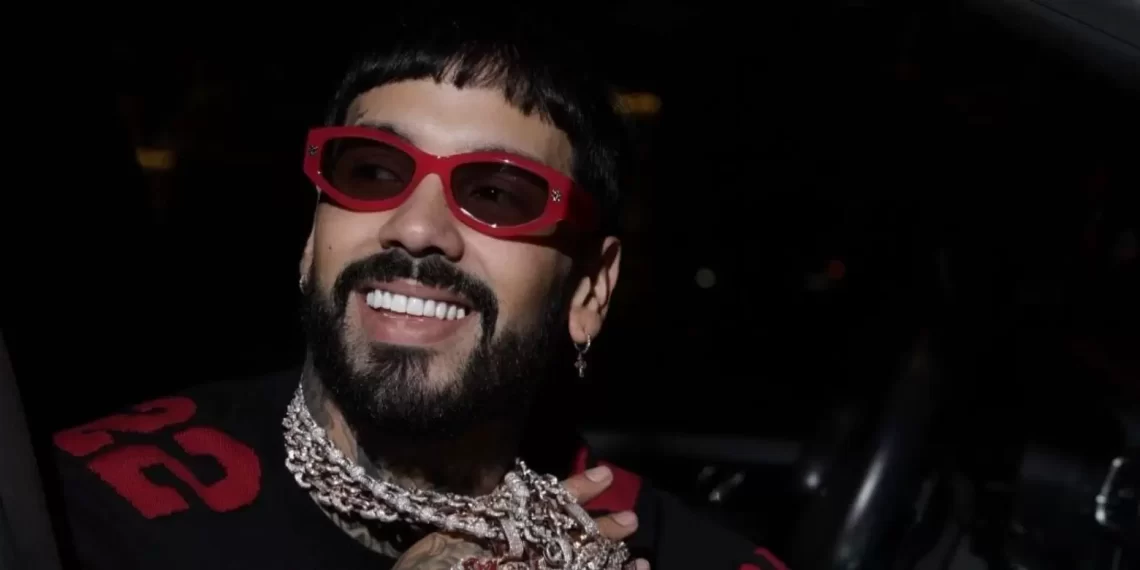 Anuel AA desmiente estar hospitalizado